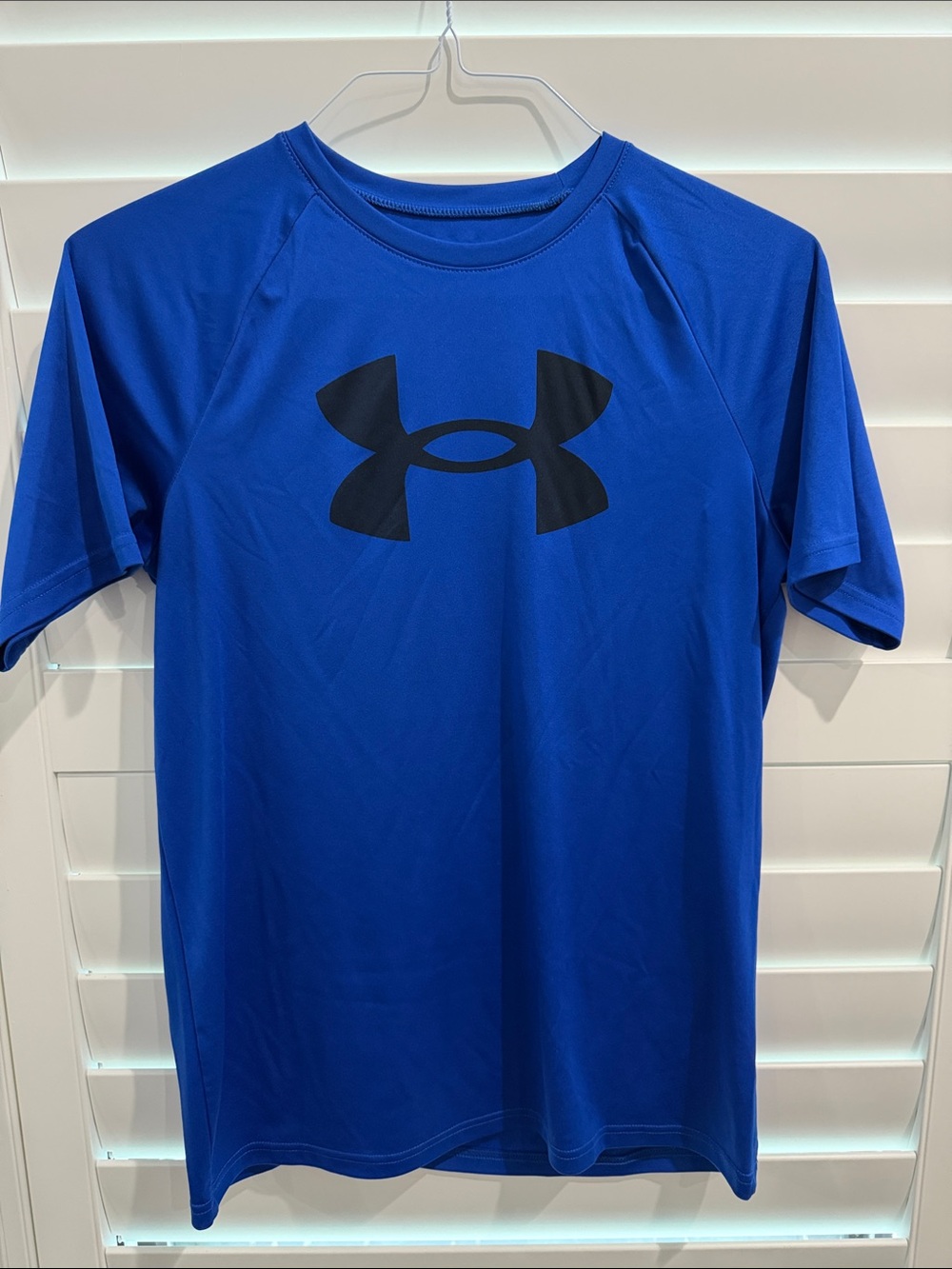 Youth Under Armour Short Sleeve Performance Tee in Royal Blue with Black Logo